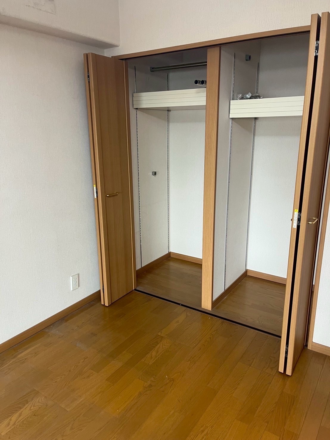 遺品整理前の部屋